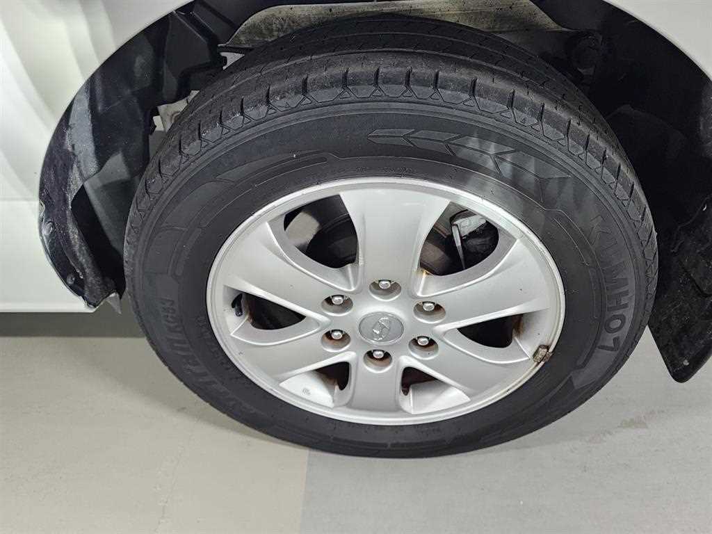 HYUNDAI Starex 2014 Blanco - Importación desde Corea - HF Imports Iquique - Foto 19