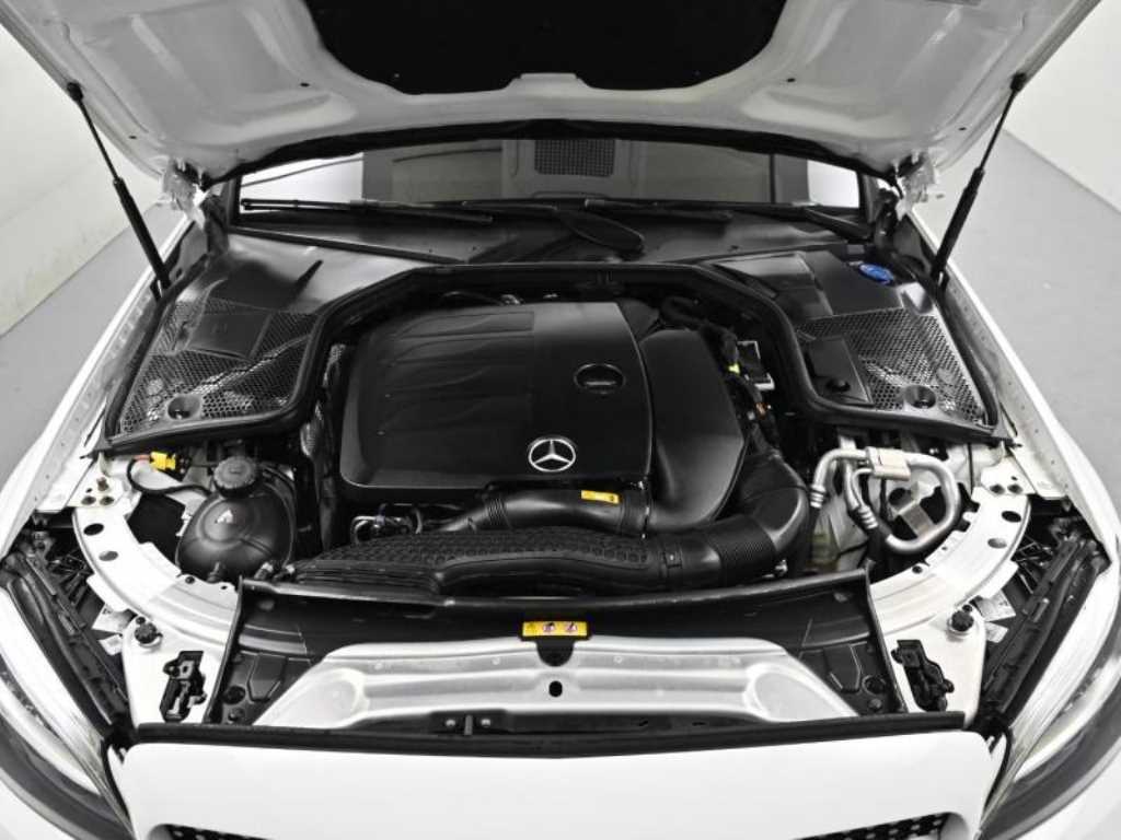 Mercedes Benz C Class - Vista 6