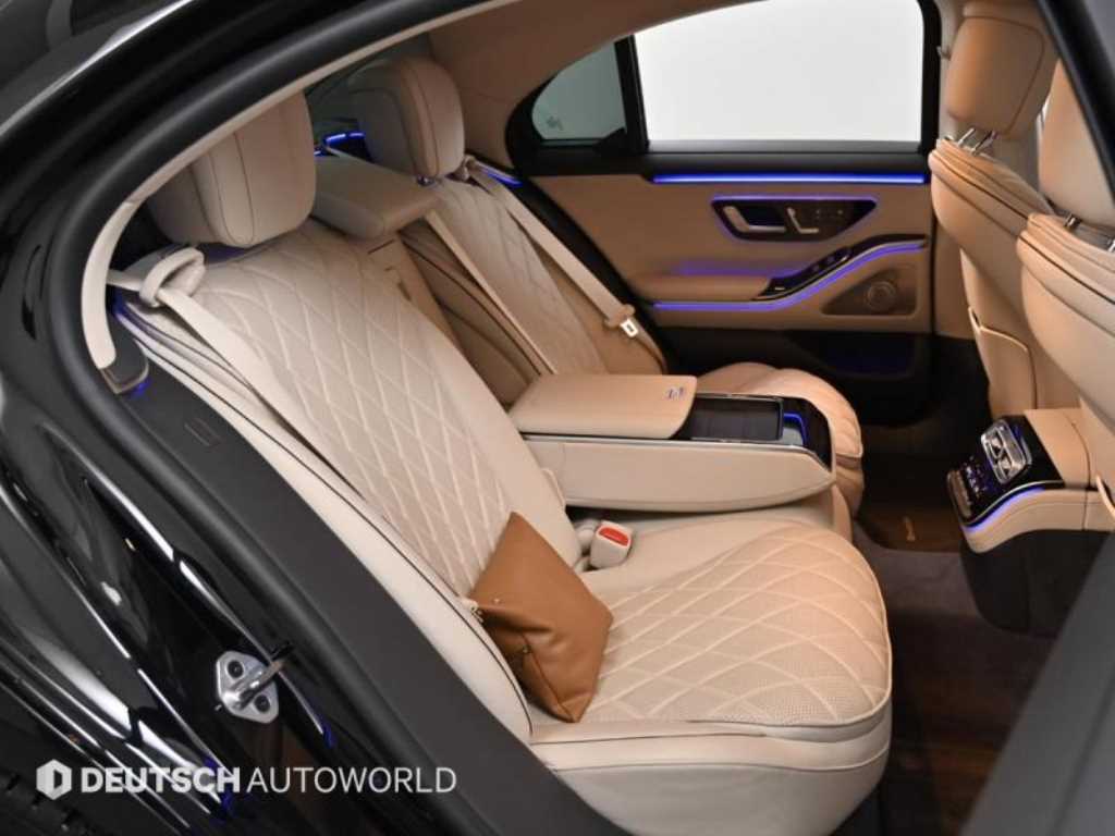 Mercedes Benz S Class - Vista 12