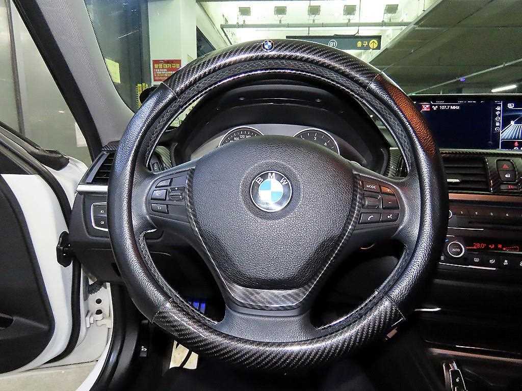 BMW 3 series - Vista 8