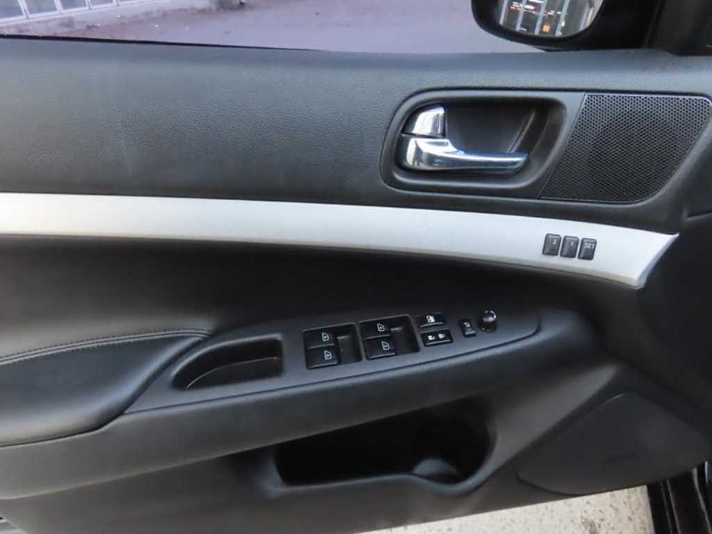 Infiniti G - Vista 6