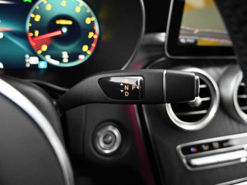 Mercedes Benz C Class - Vista 9