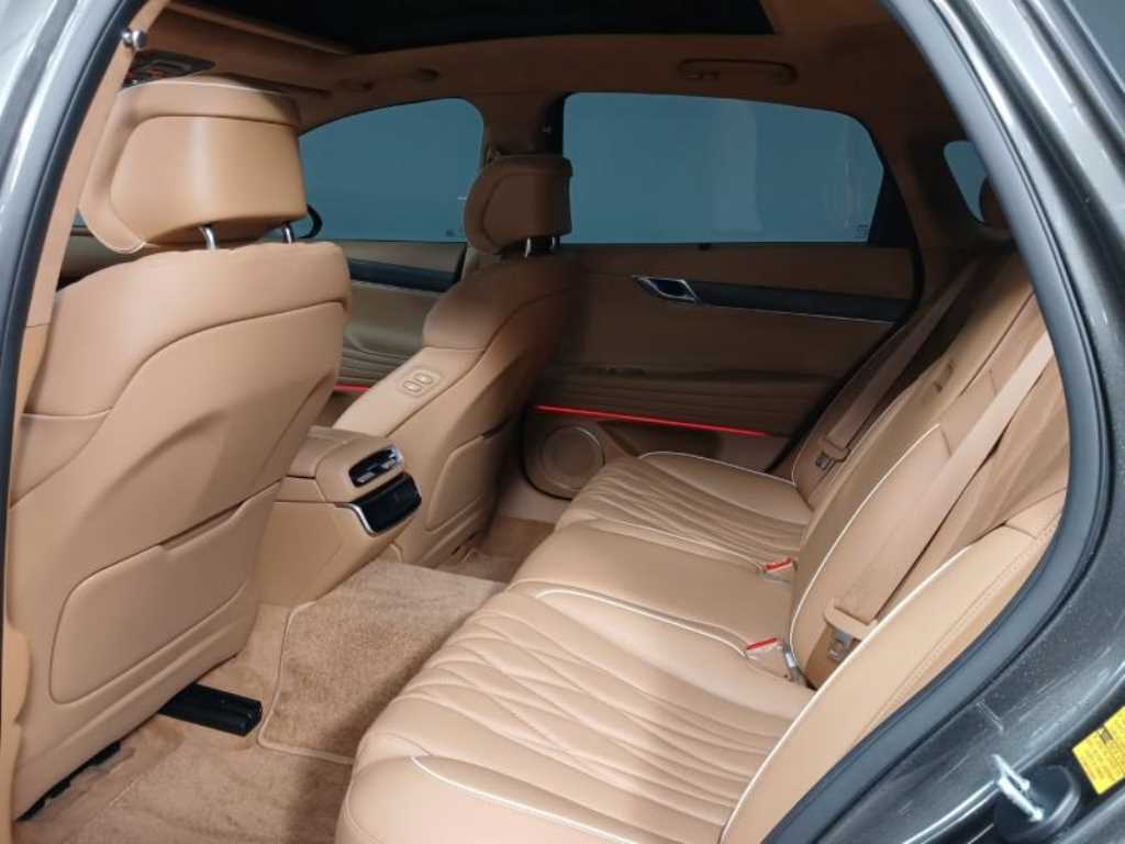 Genesis G80 - Vista 8