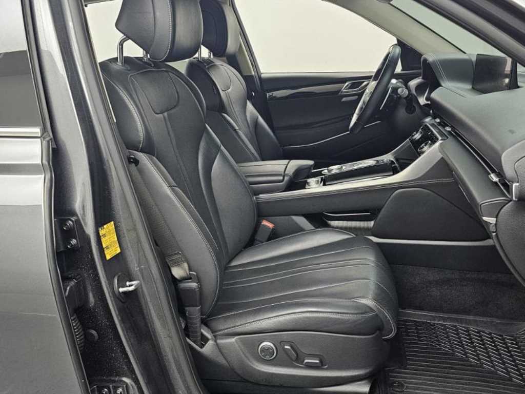 Genesis GV80 - Vista 10