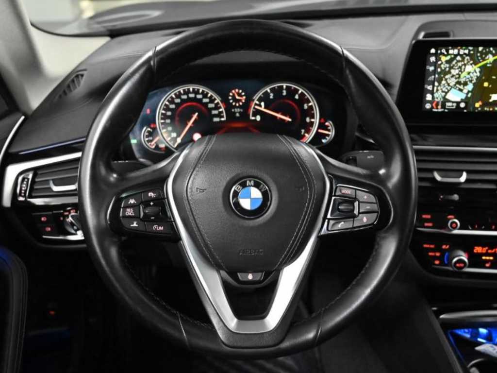 BMW 5 Series 2018 - Importación desde Corea - HF Imports Iquique - Foto 13