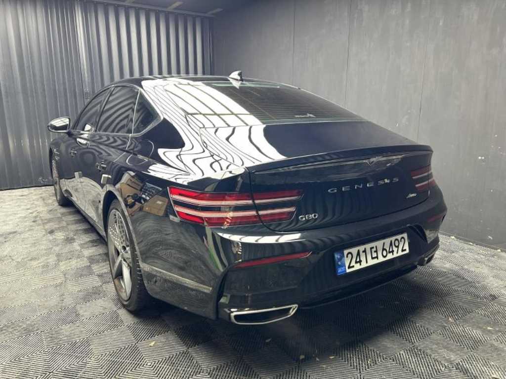 Genesis G80 - Vista 4