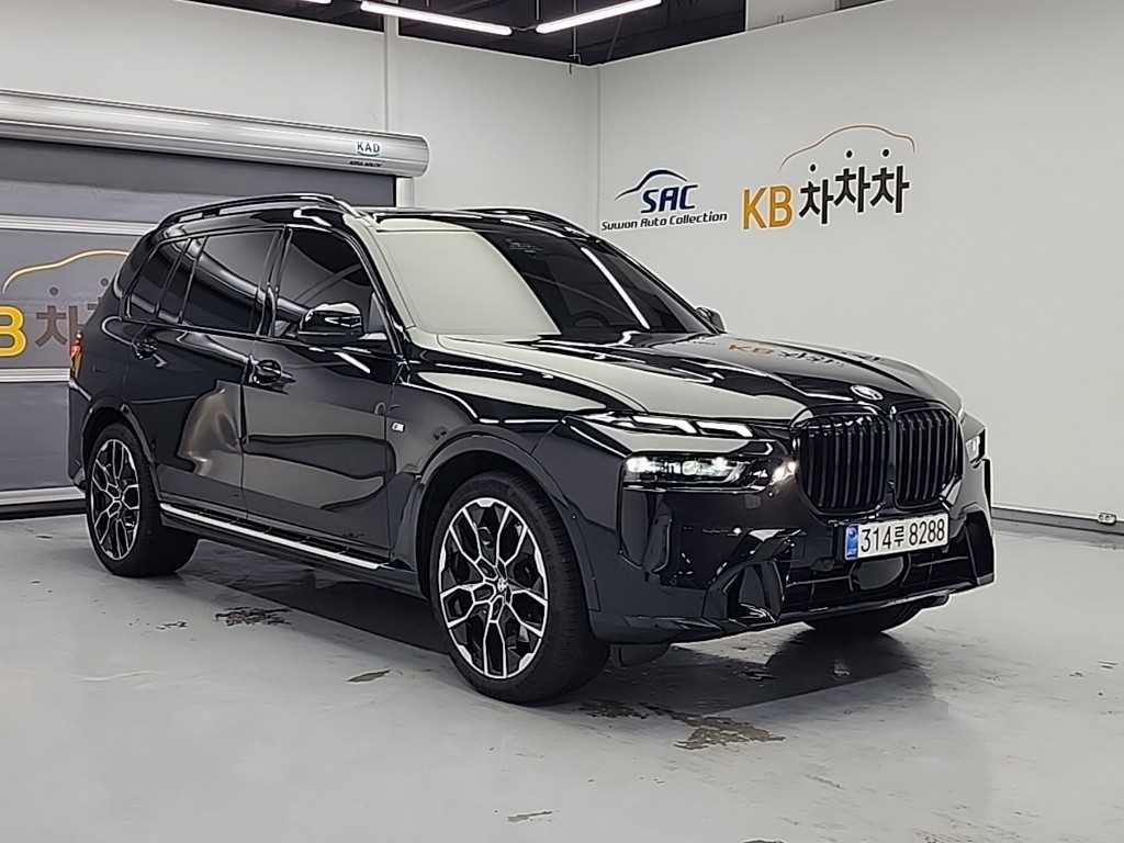 BMW X7 - Vista 4