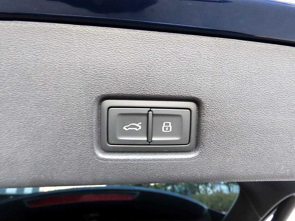 Audi Q4 2023 Azul - Importación desde Corea - HF Imports Iquique - Foto 15