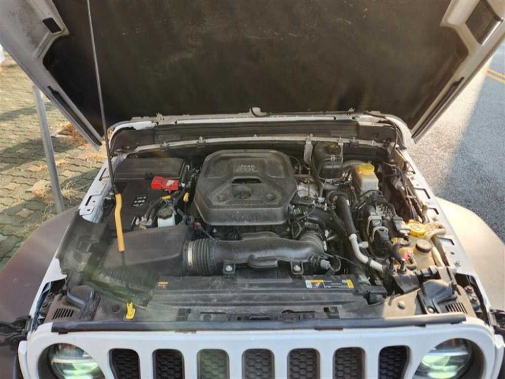 Jeep Wrangler - Vista 7