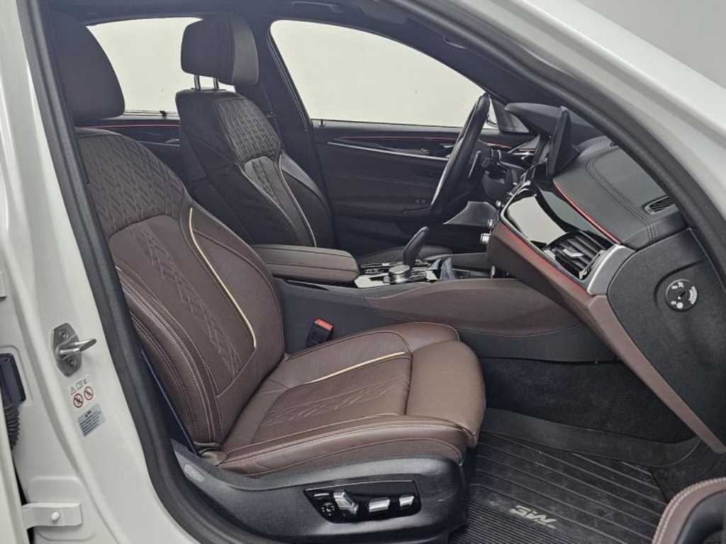 BMW 5 Series 2023 - Importación desde Corea - HF Imports Iquique - Foto 14