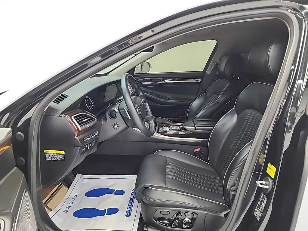 Genesis EQ900 - Vista 11