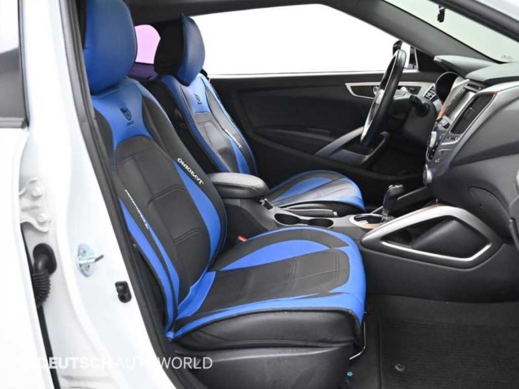 HYUNDAI Veloster - Vista 10