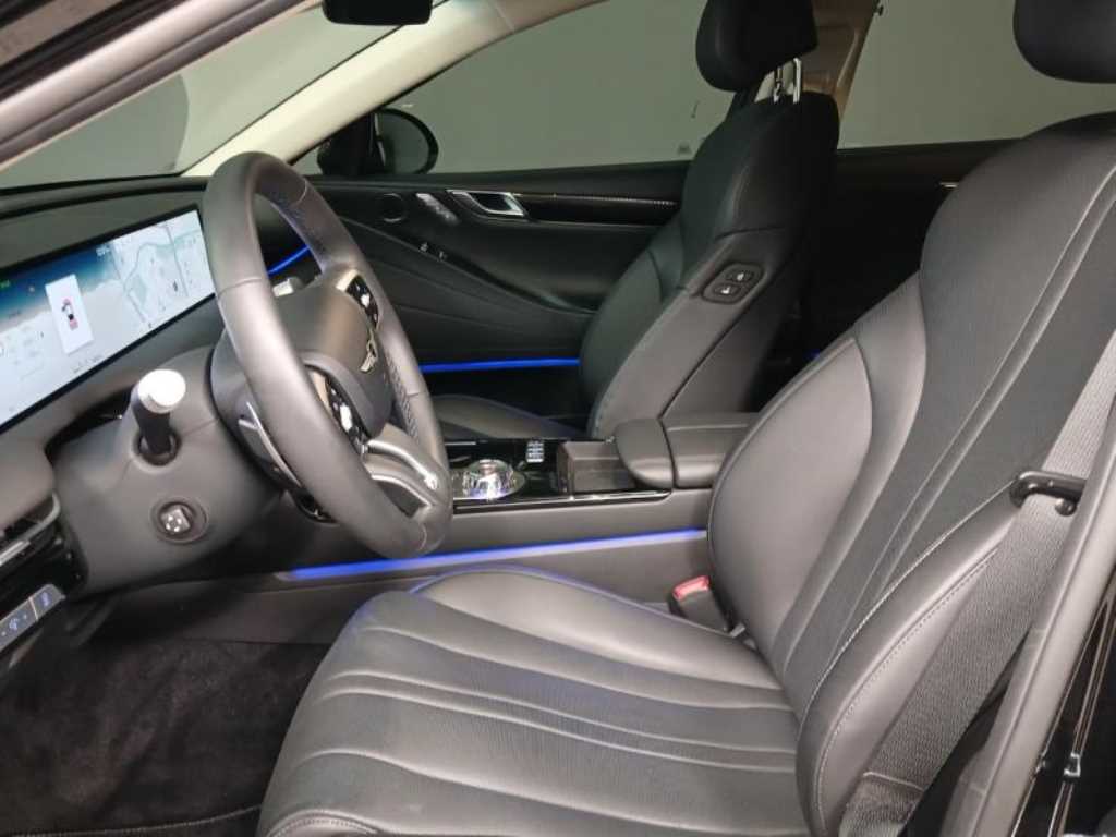 Genesis G80 - Vista 7