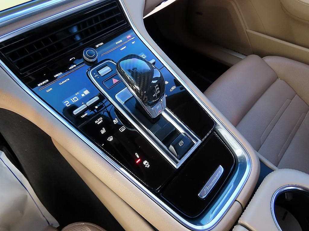 Porsche Panamera - Vista 11