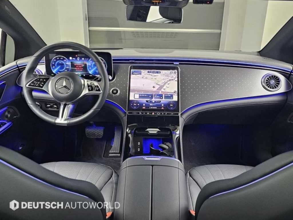 Mercedes Benz EQE - Vista 7