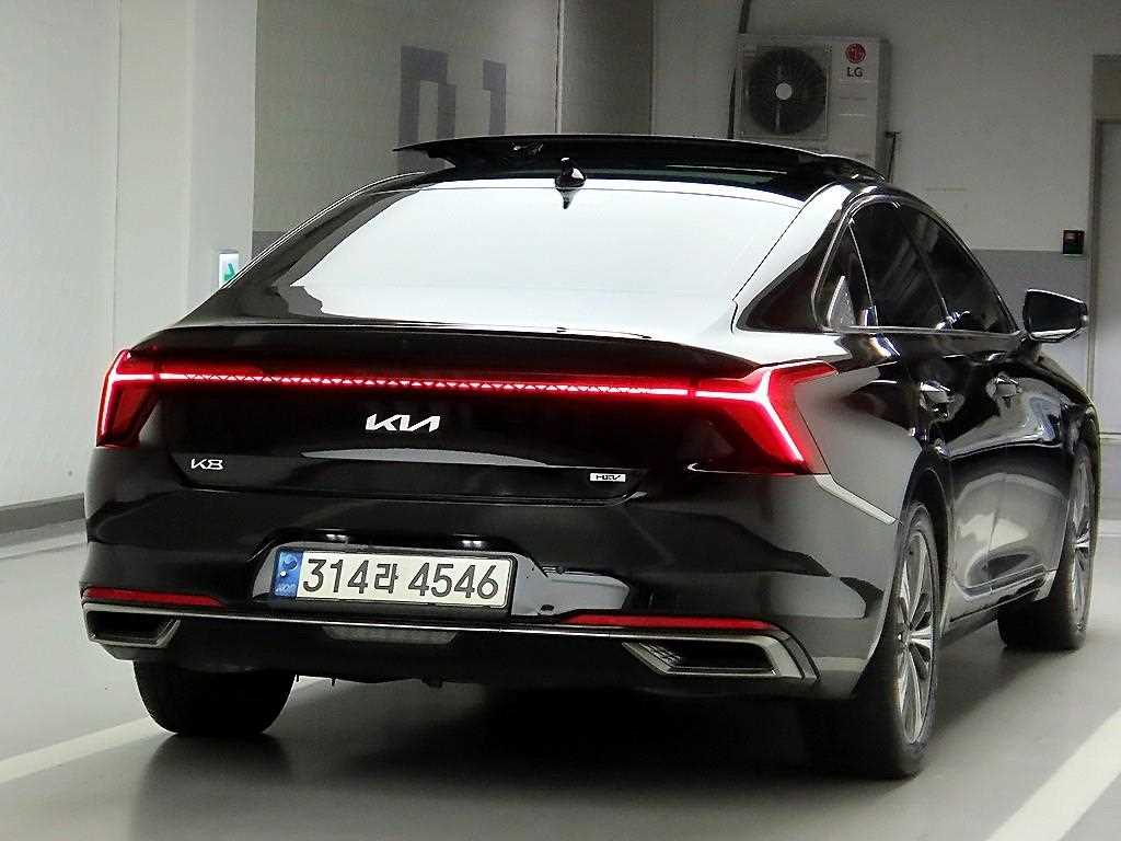 KIA K8 - Vista 4