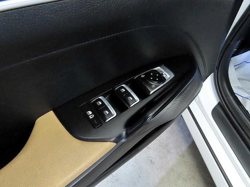 KIA K5 2023 Blanco - Importación desde Corea - HF Imports Iquique - Foto 13