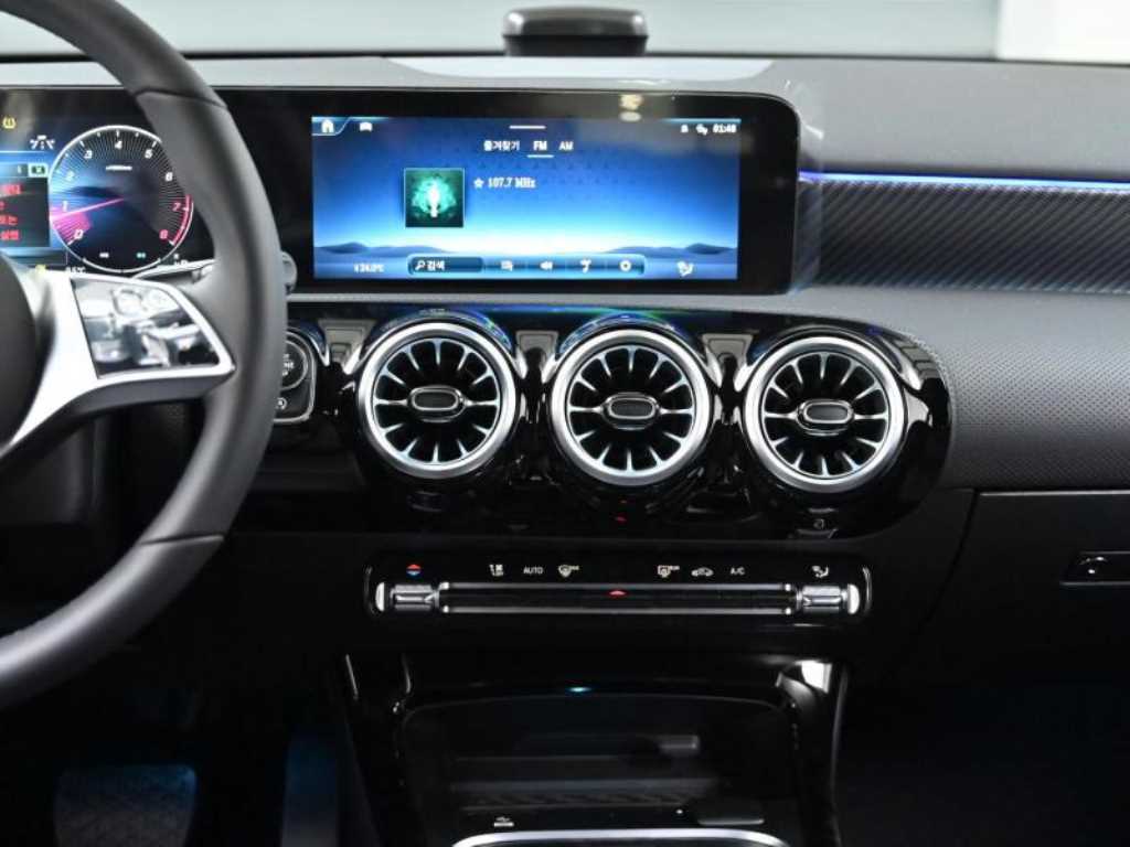 Mercedes Benz A Class 2025 - Importación desde Corea - HF Imports Iquique - Foto 14