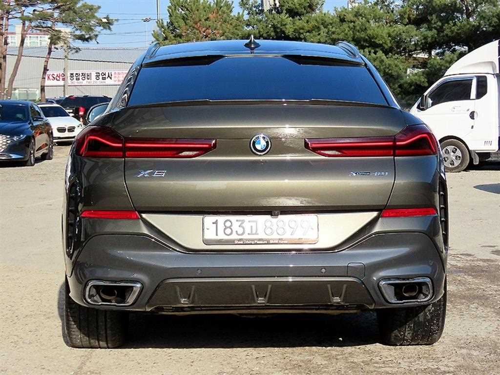 BMW X6 - Vista 4