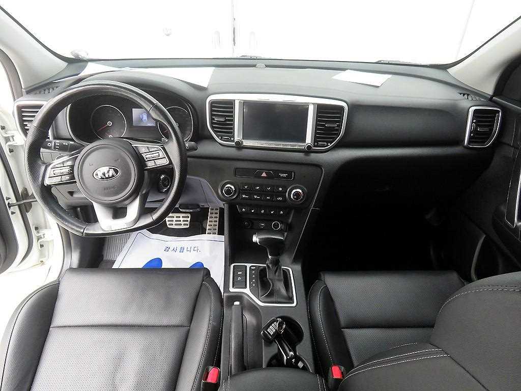 KIA Sportage - Vista 8