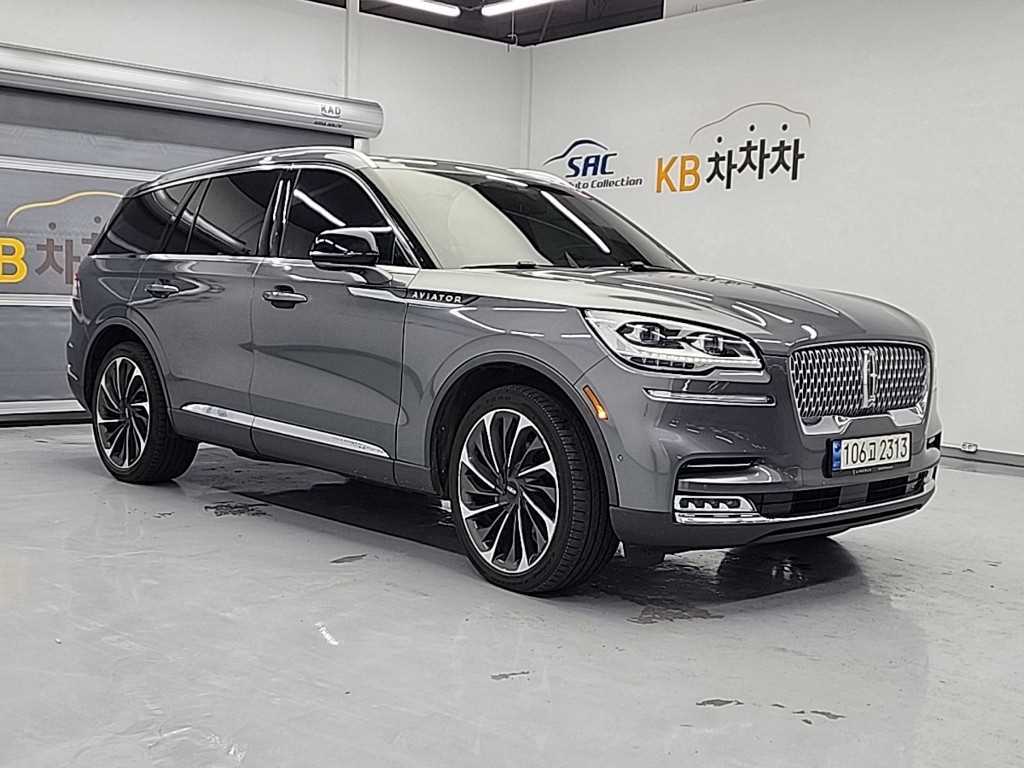 Lincoln Aviator - Vista 4