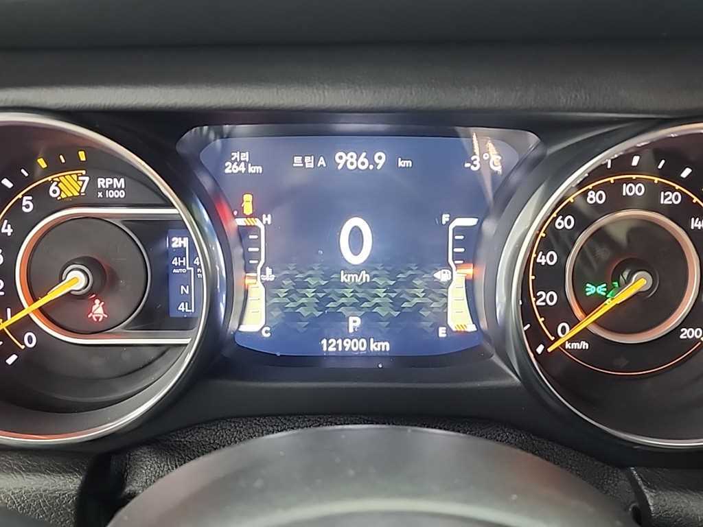 Jeep Wrangler - Vista 6