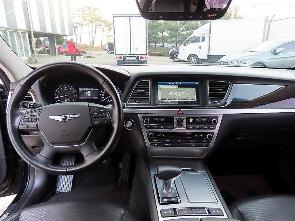 Genesis G80 - Vista 7