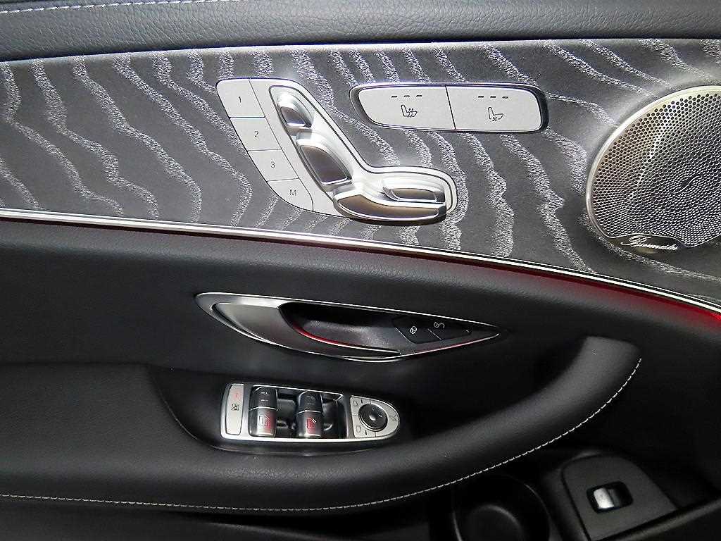 Mercedes Benz E class 2023 Negro - Importación desde Corea - HF Imports Iquique - Foto 14