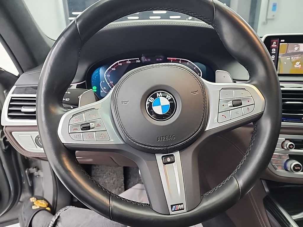 BMW 7 Series - Vista 9
