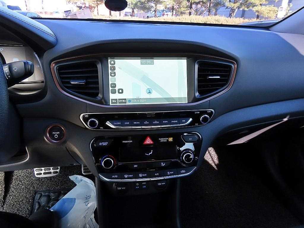 HYUNDAI Ioniq 2017 Blanco - Importación desde Corea - HF Imports Iquique - Foto 13