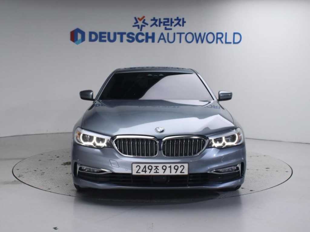 BMW 5 Series - Vista 3