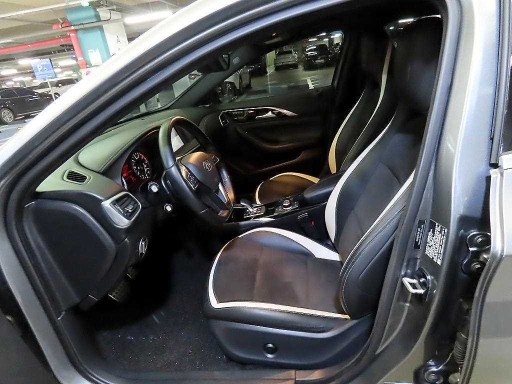 Infiniti Q - Vista 6