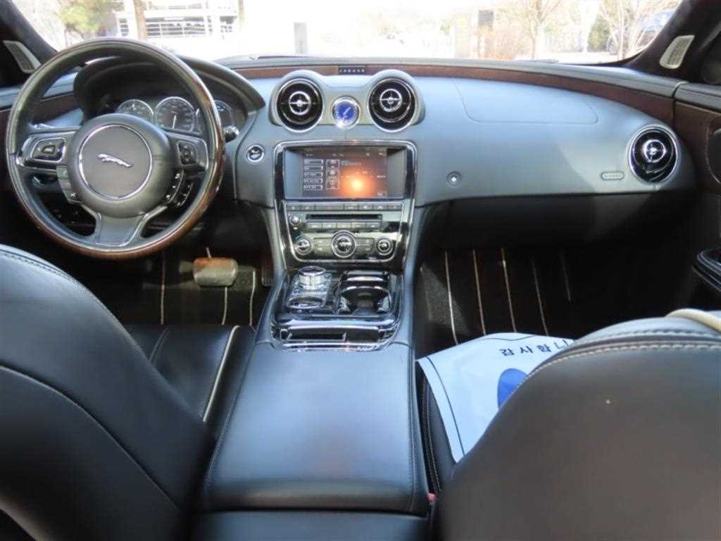 Jaguar XJ 2011 Negro - Importación desde Corea - HF Imports Iquique - Foto 15