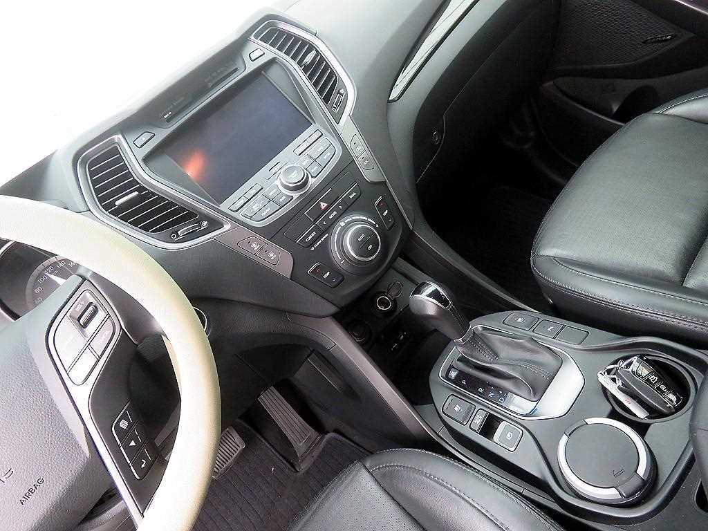 HYUNDAI Santa Fe - Vista 12