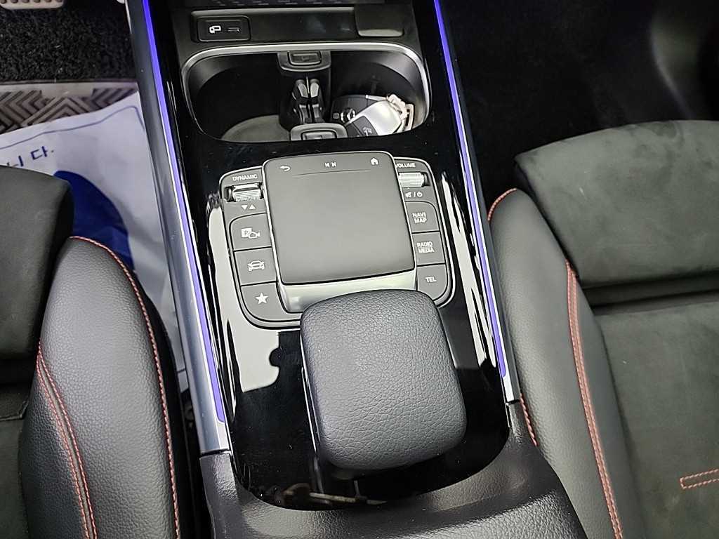 Mercedes Benz GLA Class 2020 Gris - Importación desde Corea - HF Imports Iquique - Foto 16