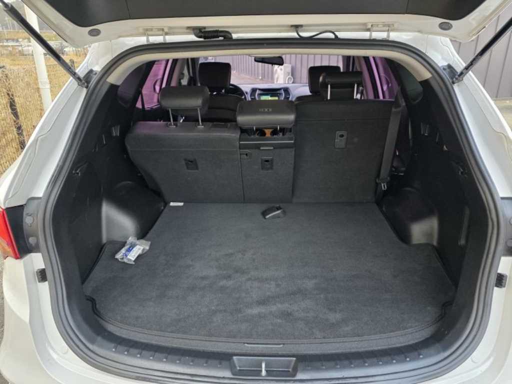 HYUNDAI Santa Fe - Vista 4