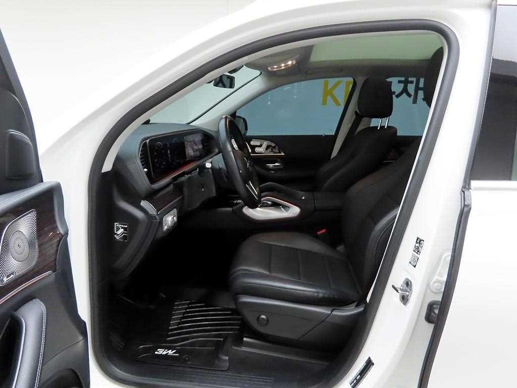 Mercedes Benz GLE Class - Vista 12