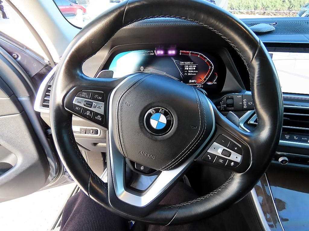 BMW X5 - Vista 8