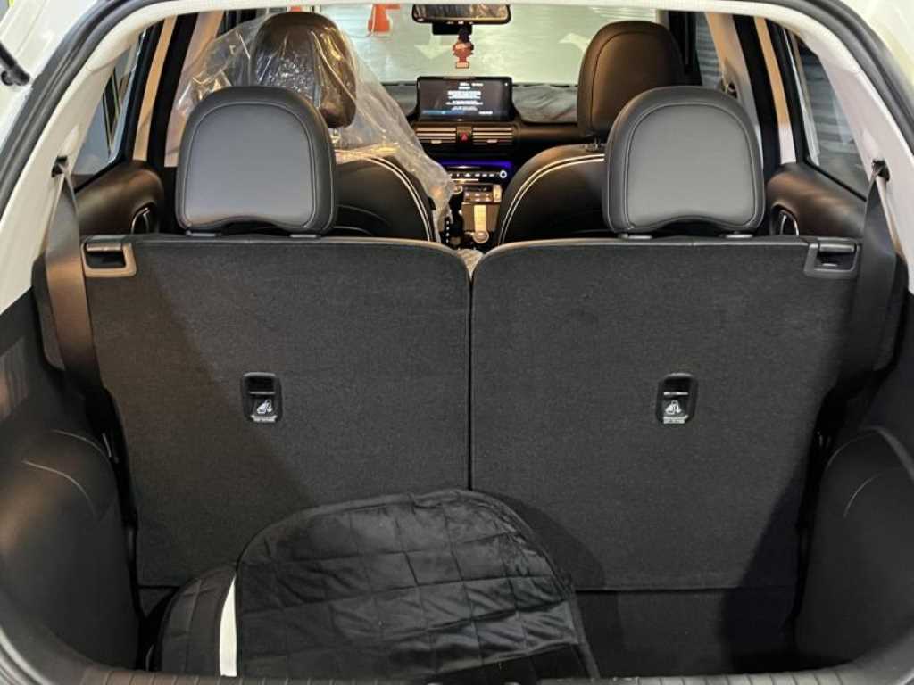 HYUNDAI Casper - Vista 8