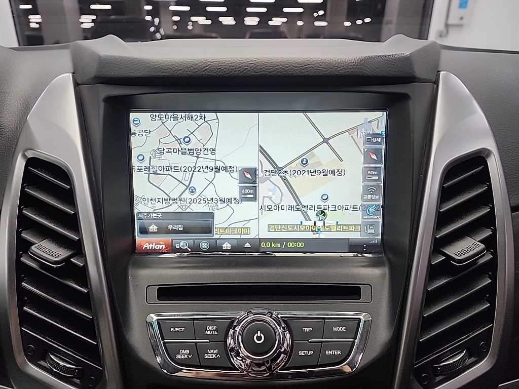 Ssangyong Korando 2016 Blanco - Importación desde Corea - HF Imports Iquique - Foto 13