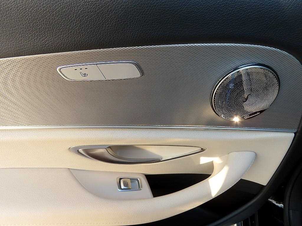 Mercedes Benz E class 2018 Negro - Importación desde Corea - HF Imports Iquique - Foto 16