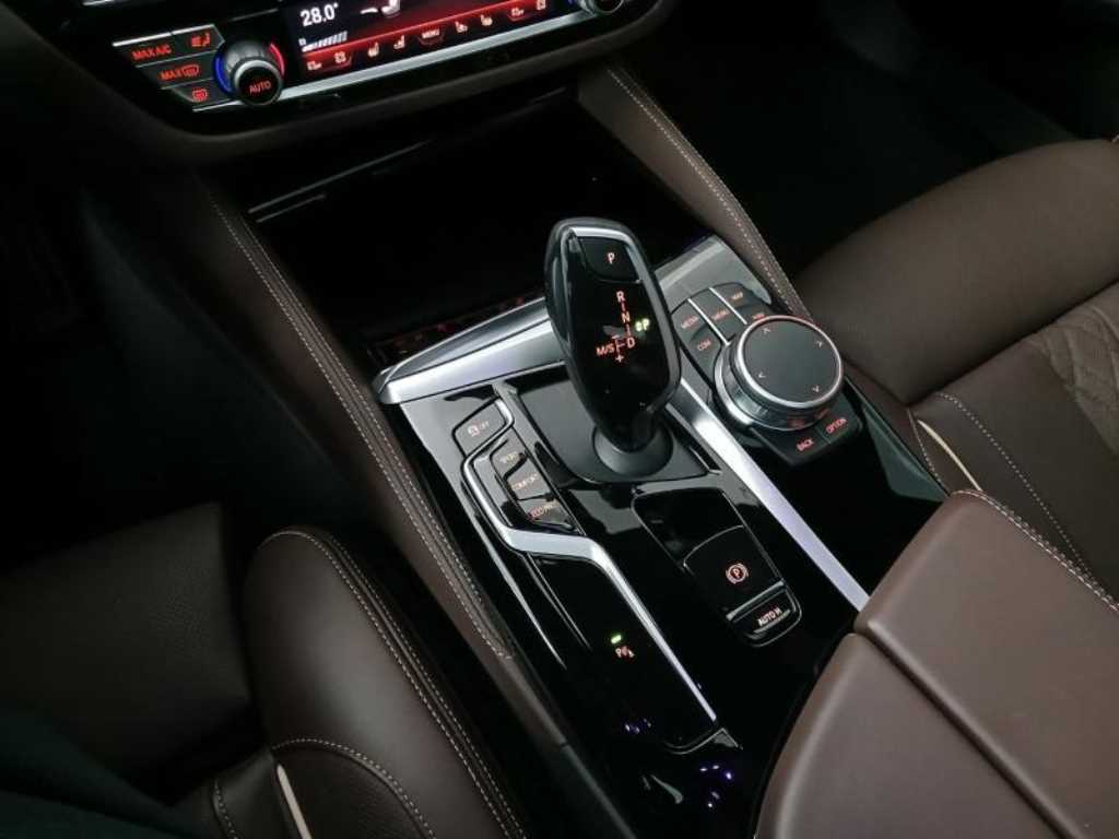 BMW 5 Series - Vista 11