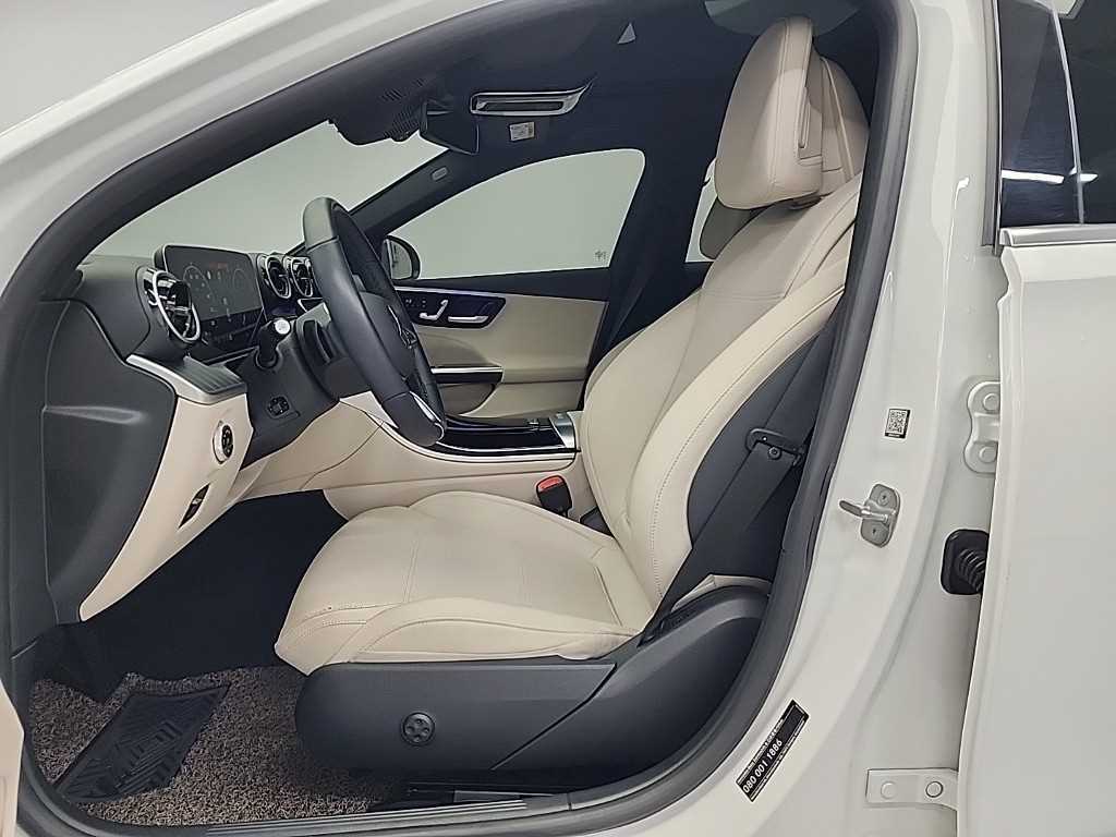 Mercedes Benz C Class - Vista 11