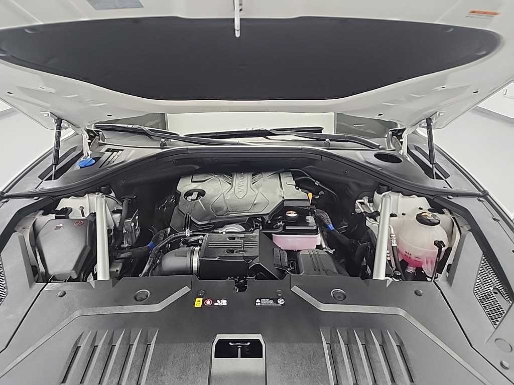 Genesis GV70 - Vista 5