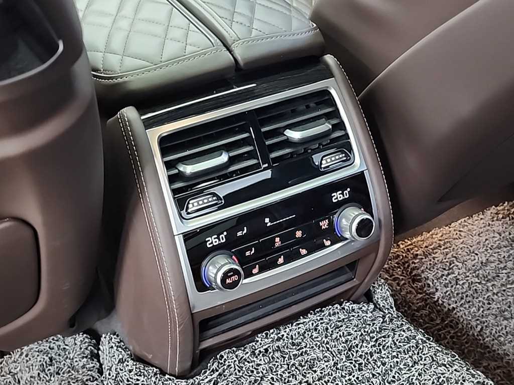 BMW 7 Series 2022 Gris - Importación desde Corea - HF Imports Iquique - Foto 13