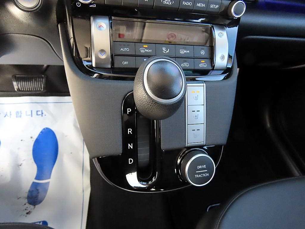 HYUNDAI Casper - Vista 10