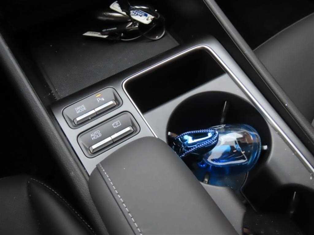 HYUNDAI Sonata - Vista 7