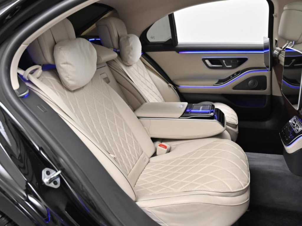 Mercedes Benz S Class - Vista 12