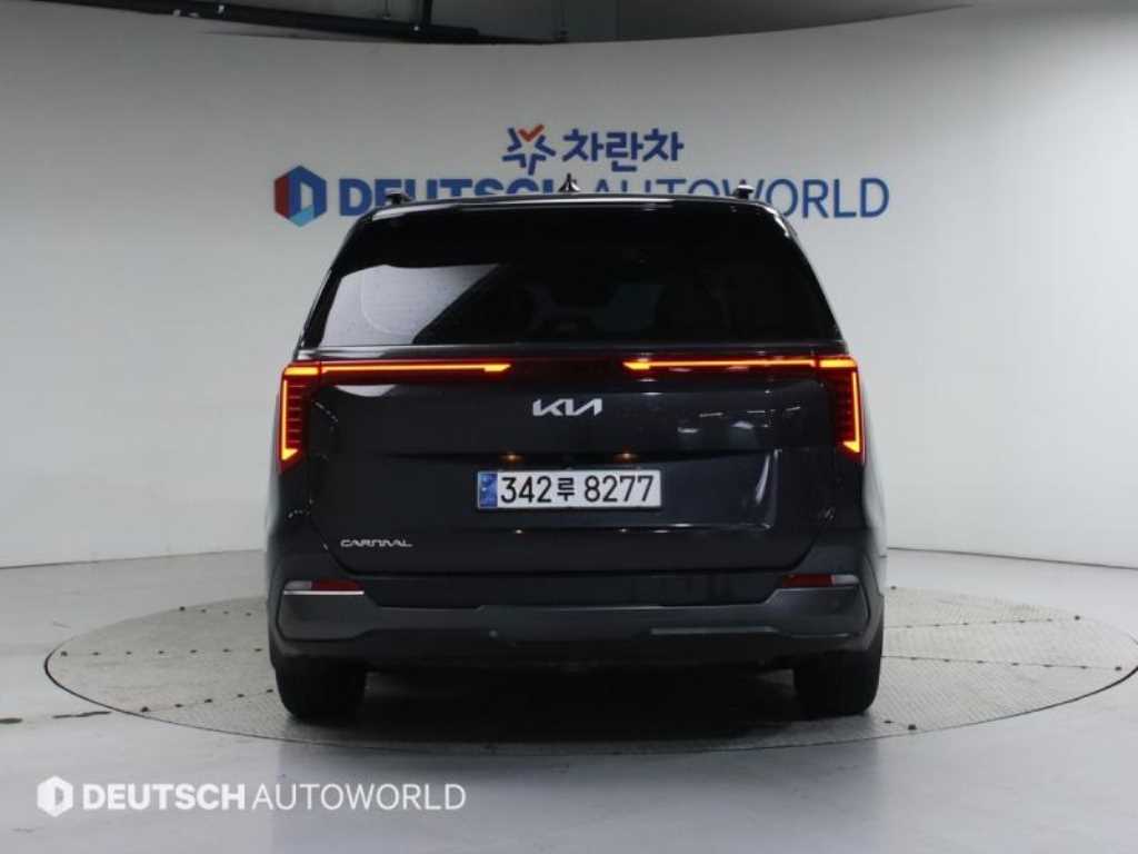 KIA Carnival - Vista 4