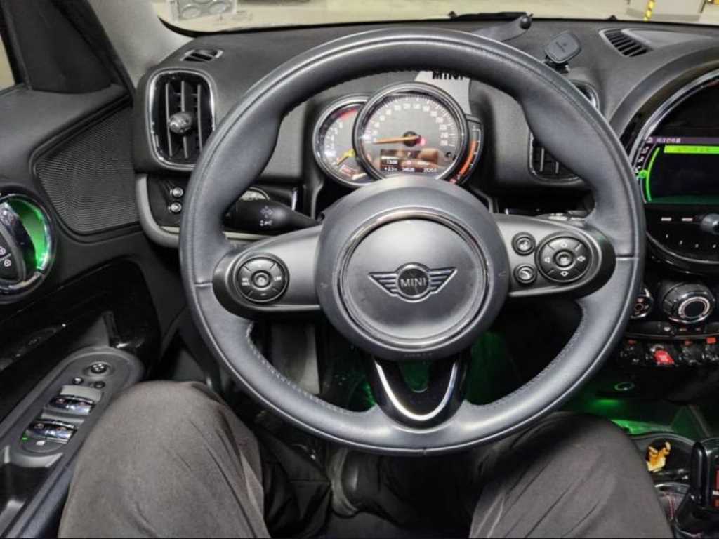 Mini Countryman 2021 Negro - Importación desde Corea - HF Imports Iquique - Foto 16